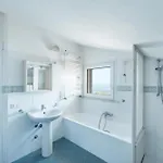 Attico Vista Mare Con 2 Da Letto -residence Azzurro-g *
