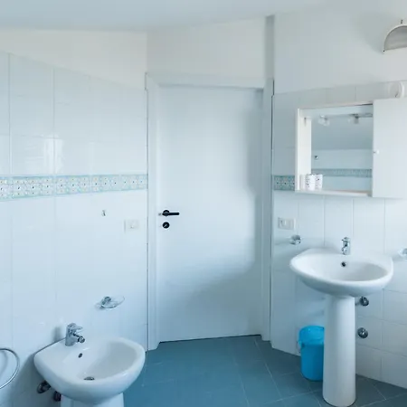 Apartment Attico Vista Mare Con 2 Da Letto -residence Azzurro-g