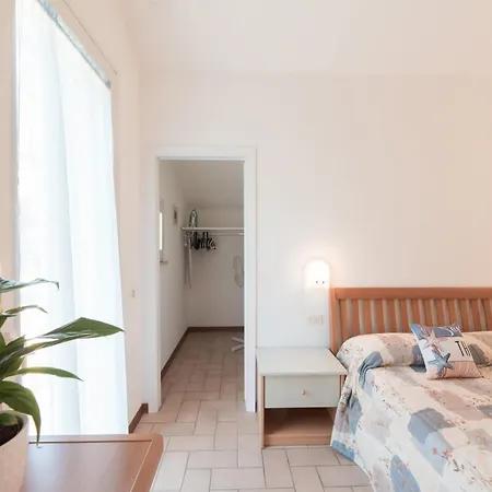 Attico Vista Mare Con 2 Da Letto -residence Azzurro-g Gabicce Mare